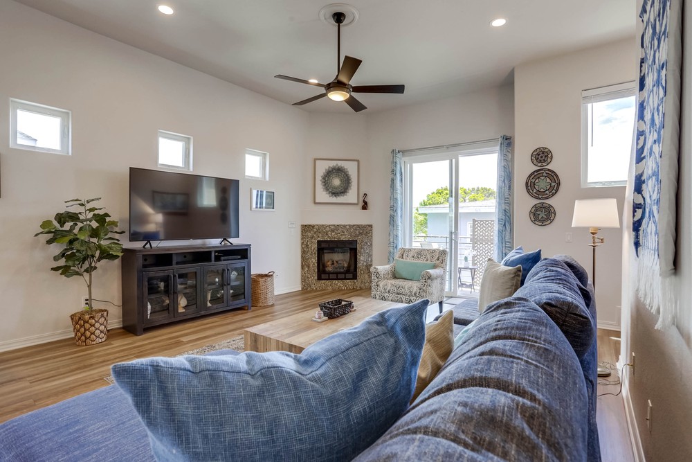 Virtual tour photo 12 of 39 for 4615 Dawes St