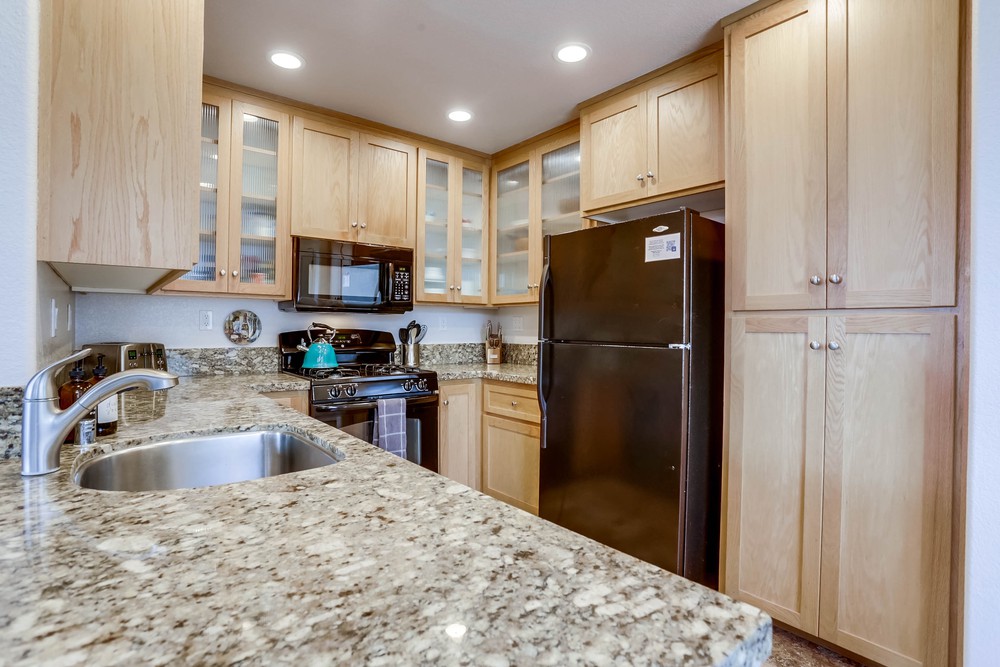 Virtual tour photo 17 of 39 for 4615 Dawes St
