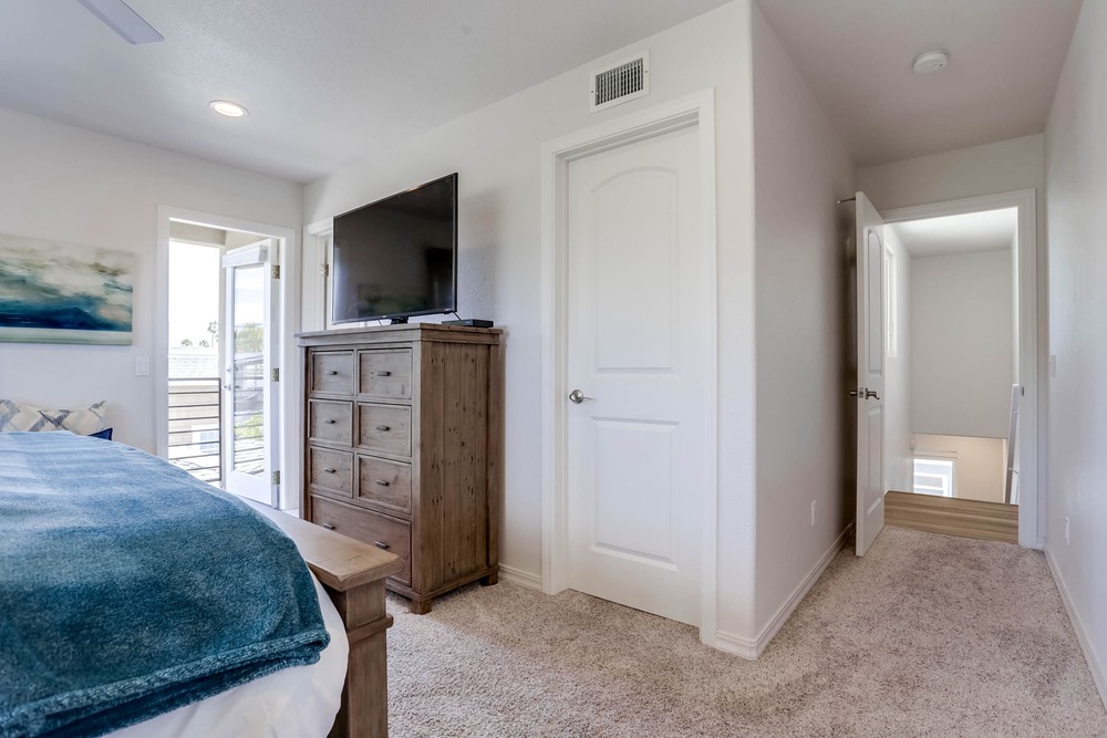 Virtual tour photo 22 of 39 for 4615 Dawes St