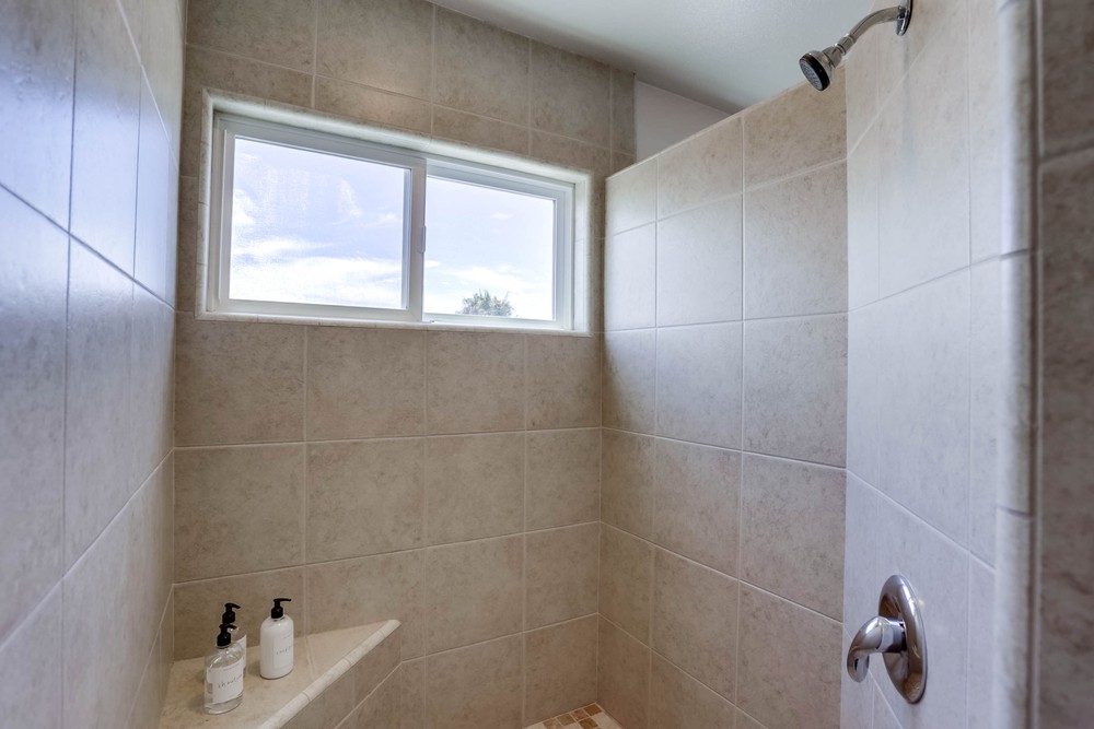 Virtual tour photo 25 of 39 for 4615 Dawes St