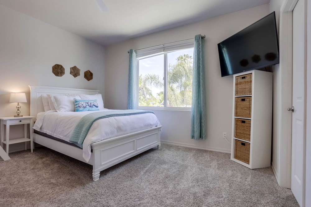 Virtual tour photo 27 of 39 for 4615 Dawes St