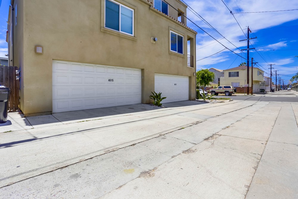 Virtual tour photo 40 of 39 for 4615 Dawes St