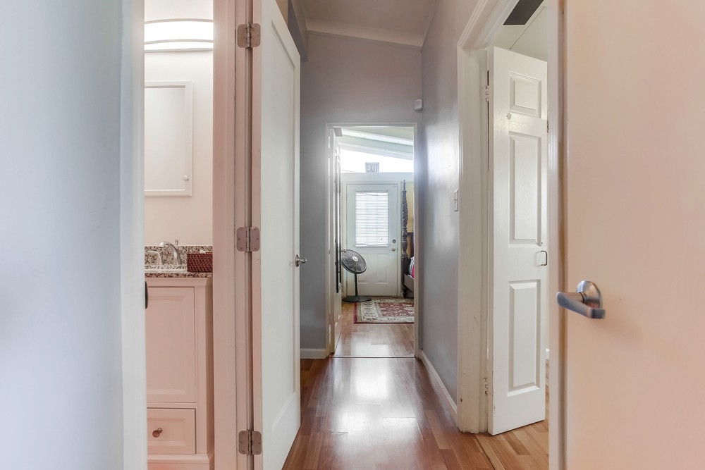 Virtual tour photo 21 of 48 for 4615 Sauk Ave