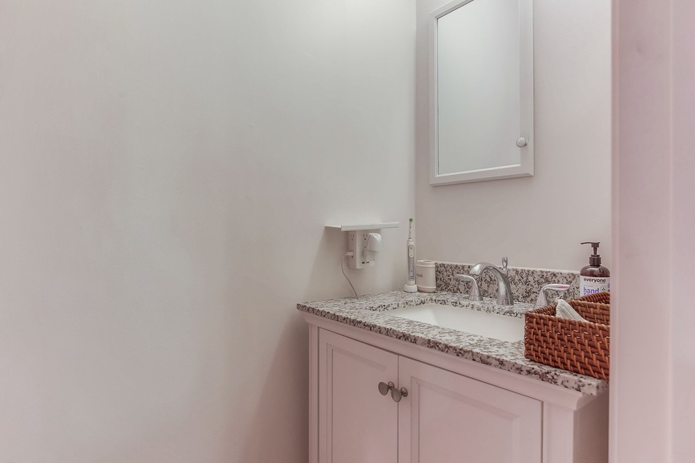 Virtual tour photo 22 of 48 for 4615 Sauk Ave