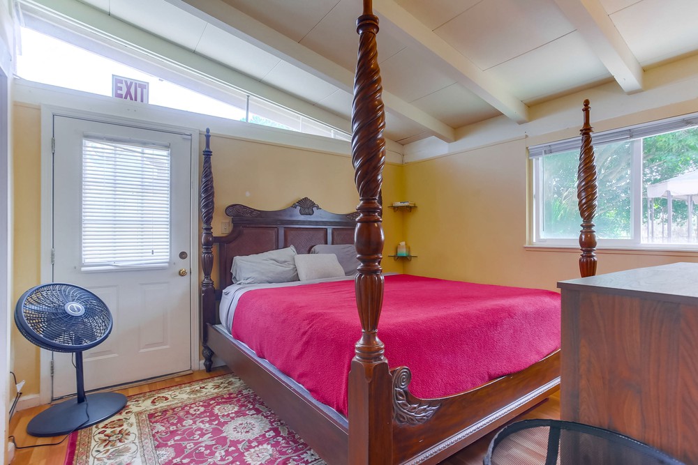 Virtual tour photo 24 of 48 for 4615 Sauk Ave