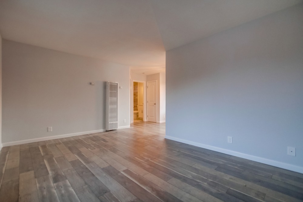 Virtual tour photo 13 of 48 for 4616 Delta St #5