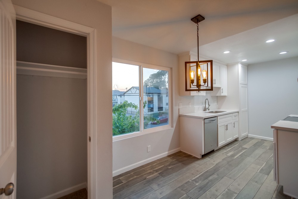 Virtual tour photo 17 of 48 for 4616 Delta St #5