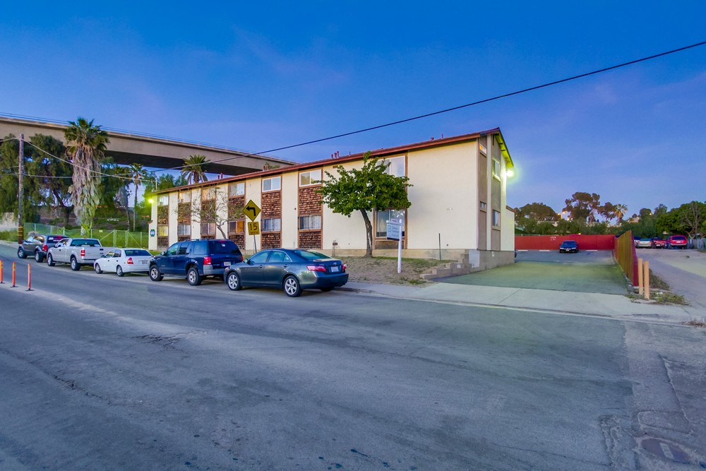 Virtual tour photo 1 of 41 for 4616 Delta St #6