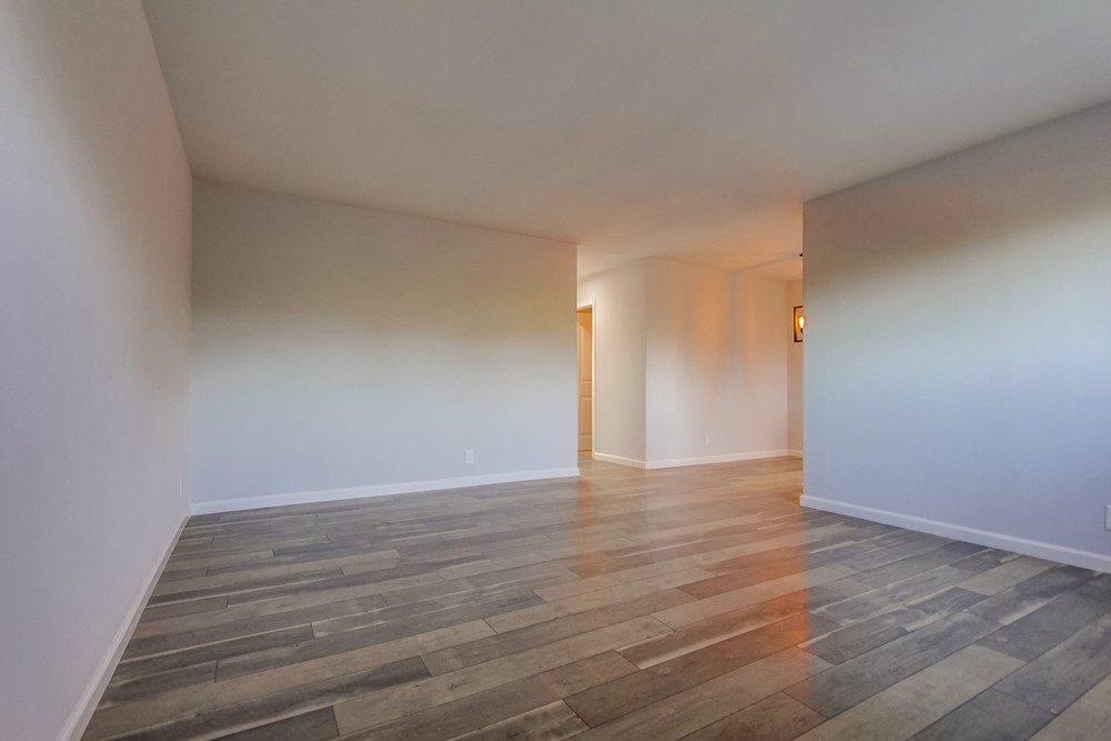 Virtual tour photo 13 of 41 for 4616 Delta St #6