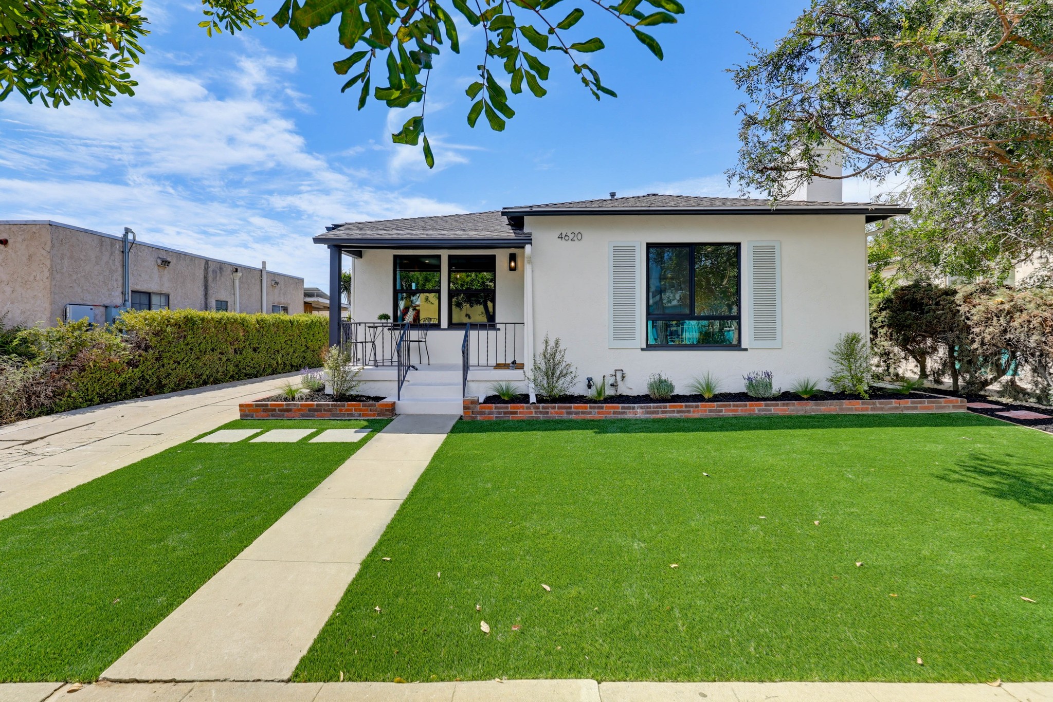 Virtual tour photo 3 of 75 for 4620 Altadena Ave.