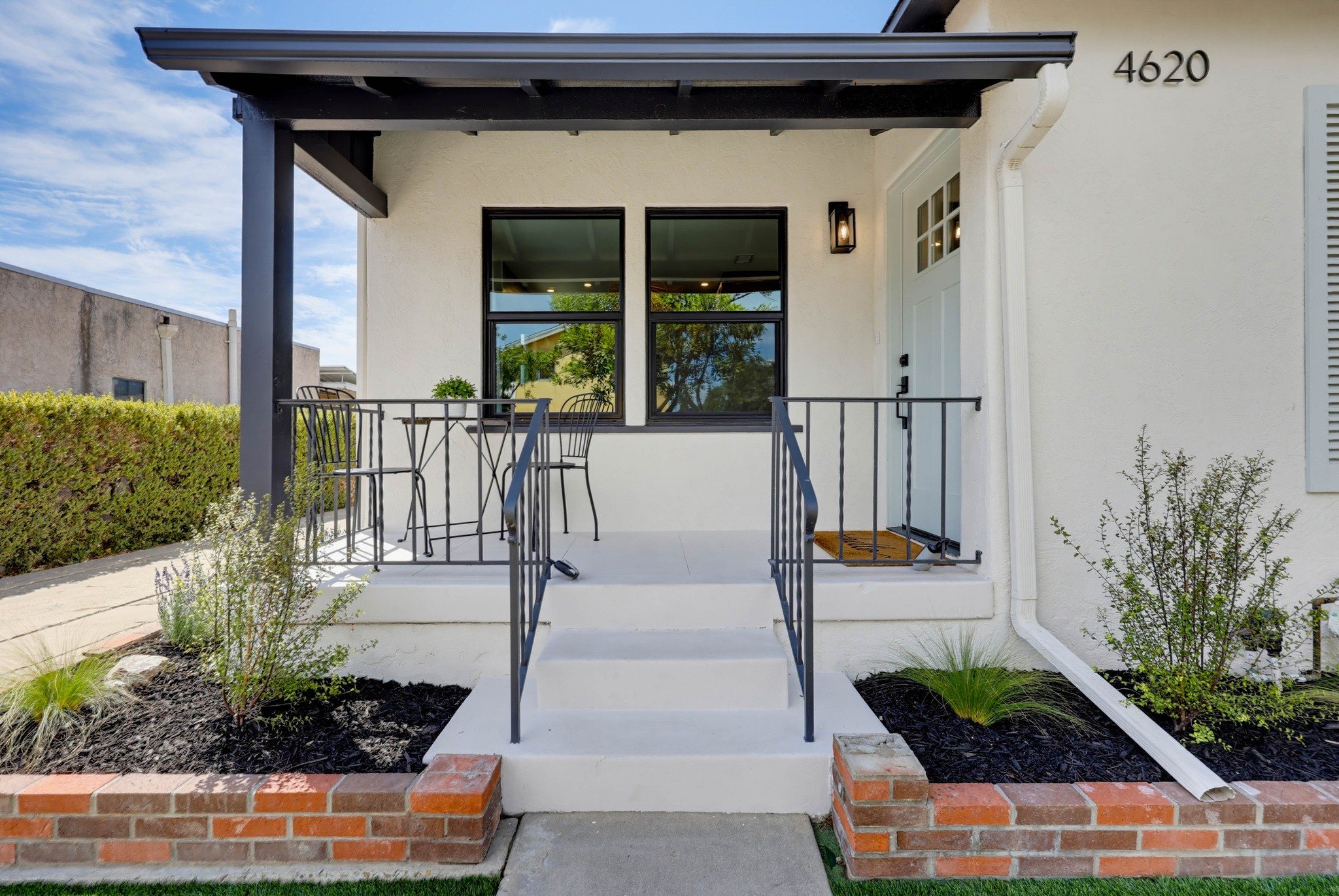 Virtual tour photo 6 of 75 for 4620 Altadena Ave.