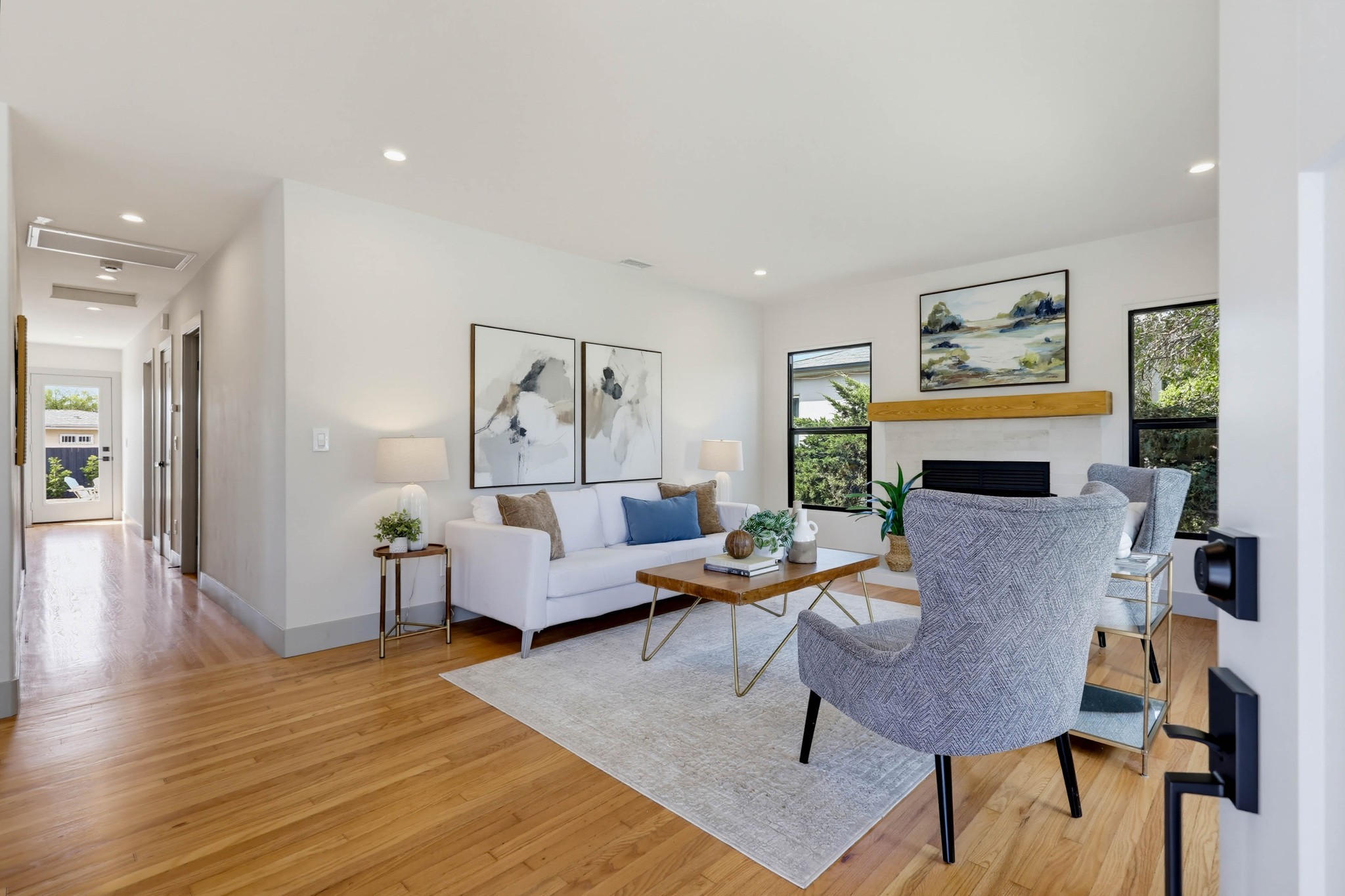 Virtual tour photo 8 of 75 for 4620 Altadena Ave.