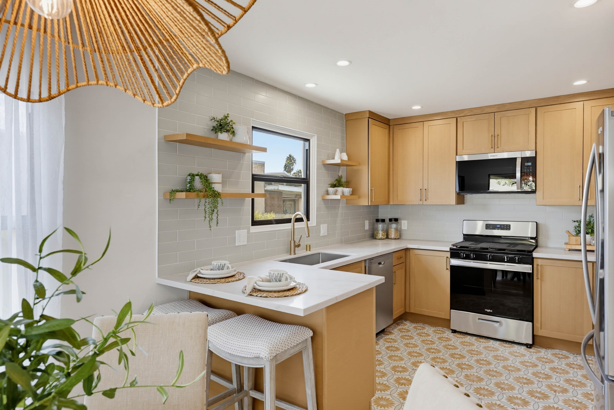 Virtual tour photo 19 of 75 for 4620 Altadena Ave.