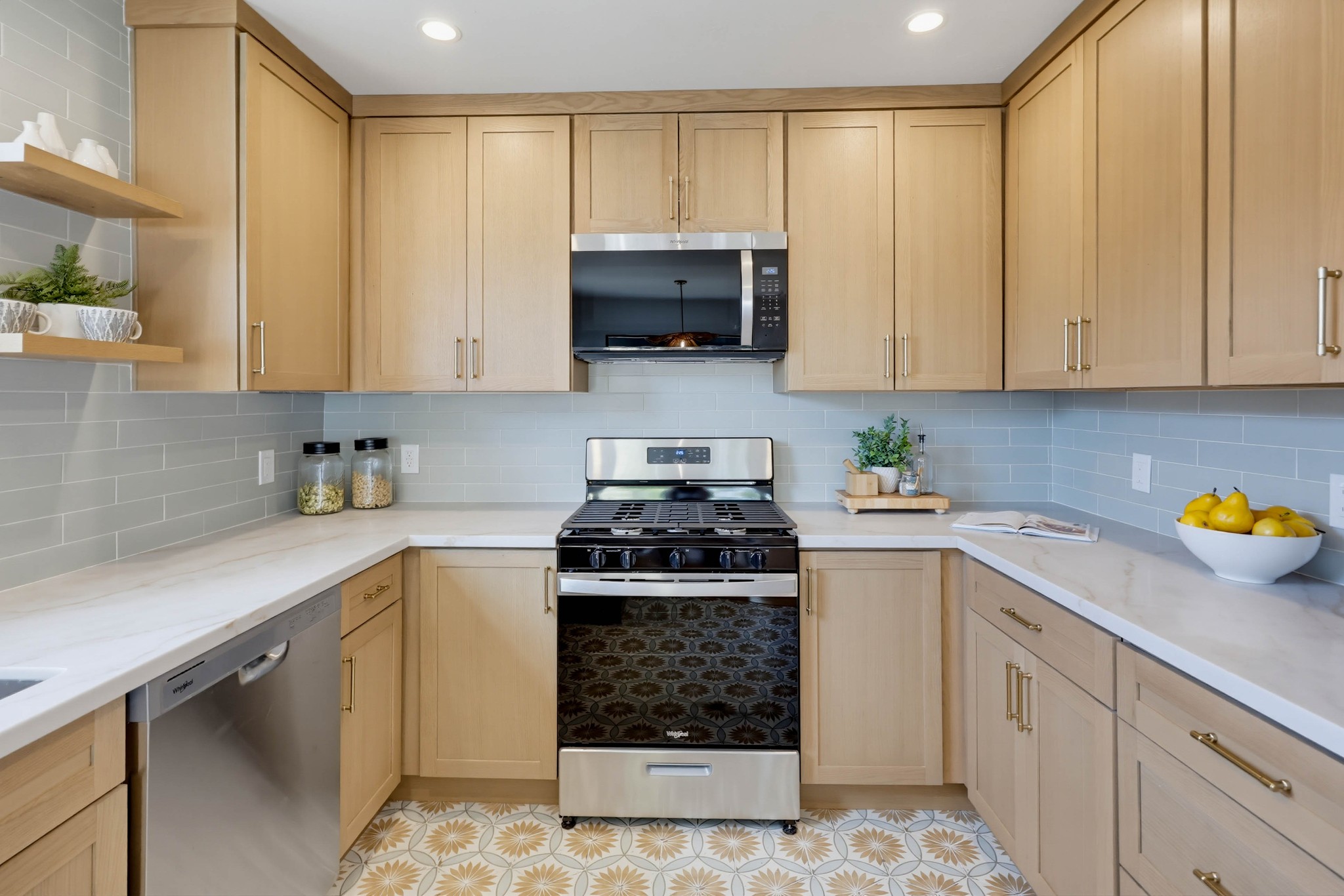 Virtual tour photo 21 of 75 for 4620 Altadena Ave.