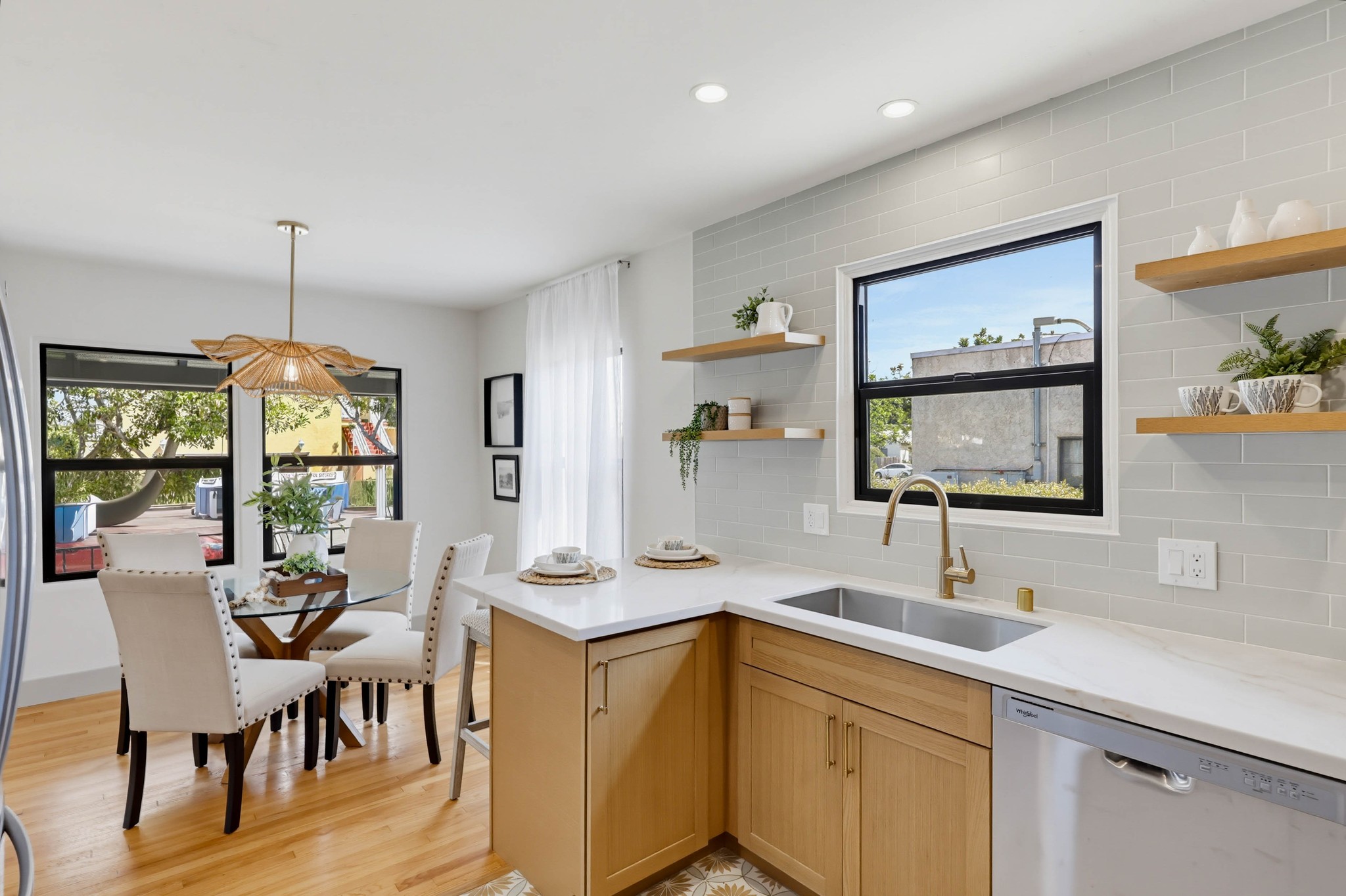 Virtual tour photo 24 of 75 for 4620 Altadena Ave.