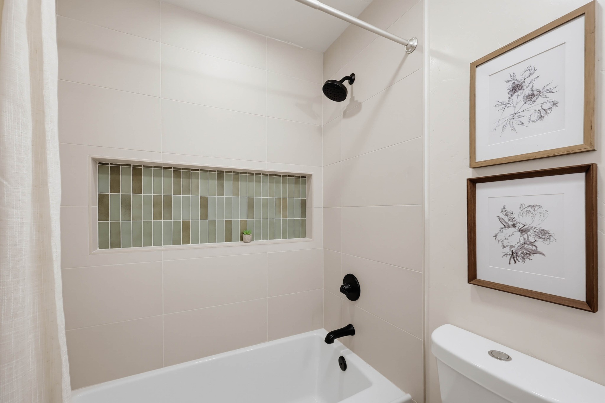 Virtual tour photo 31 of 75 for 4620 Altadena Ave.