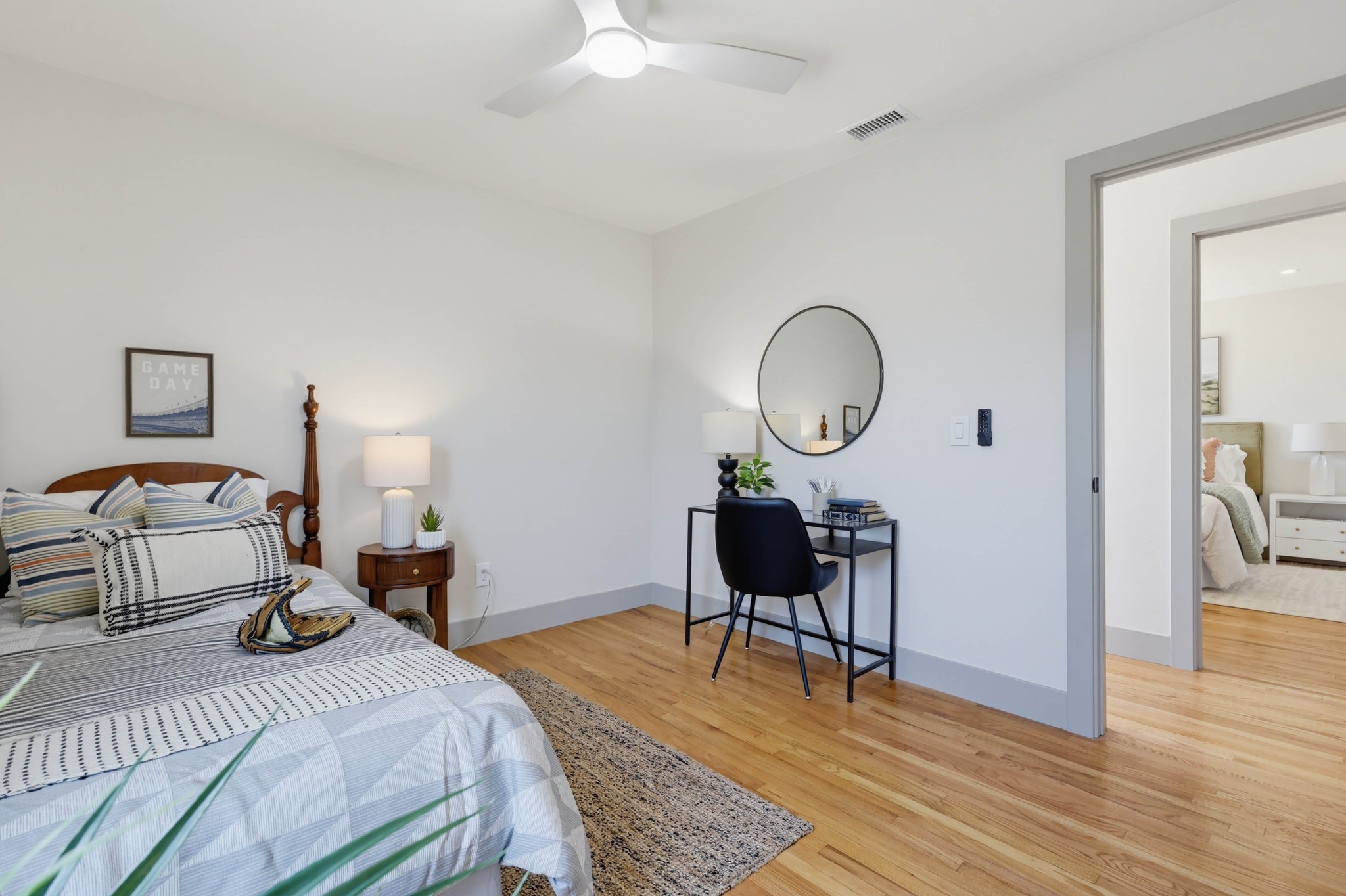Virtual tour photo 34 of 75 for 4620 Altadena Ave.