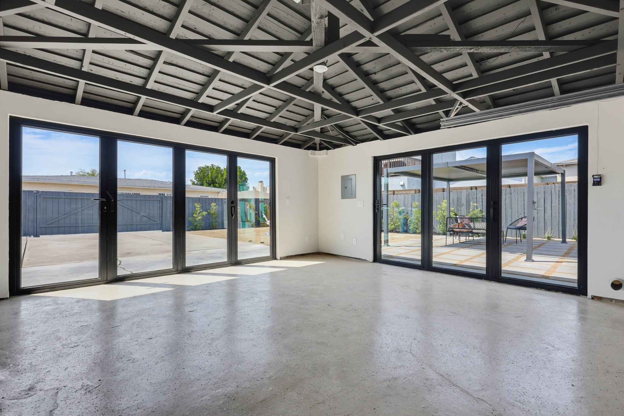 Virtual tour photo 62 of 75 for 4620 Altadena Ave.