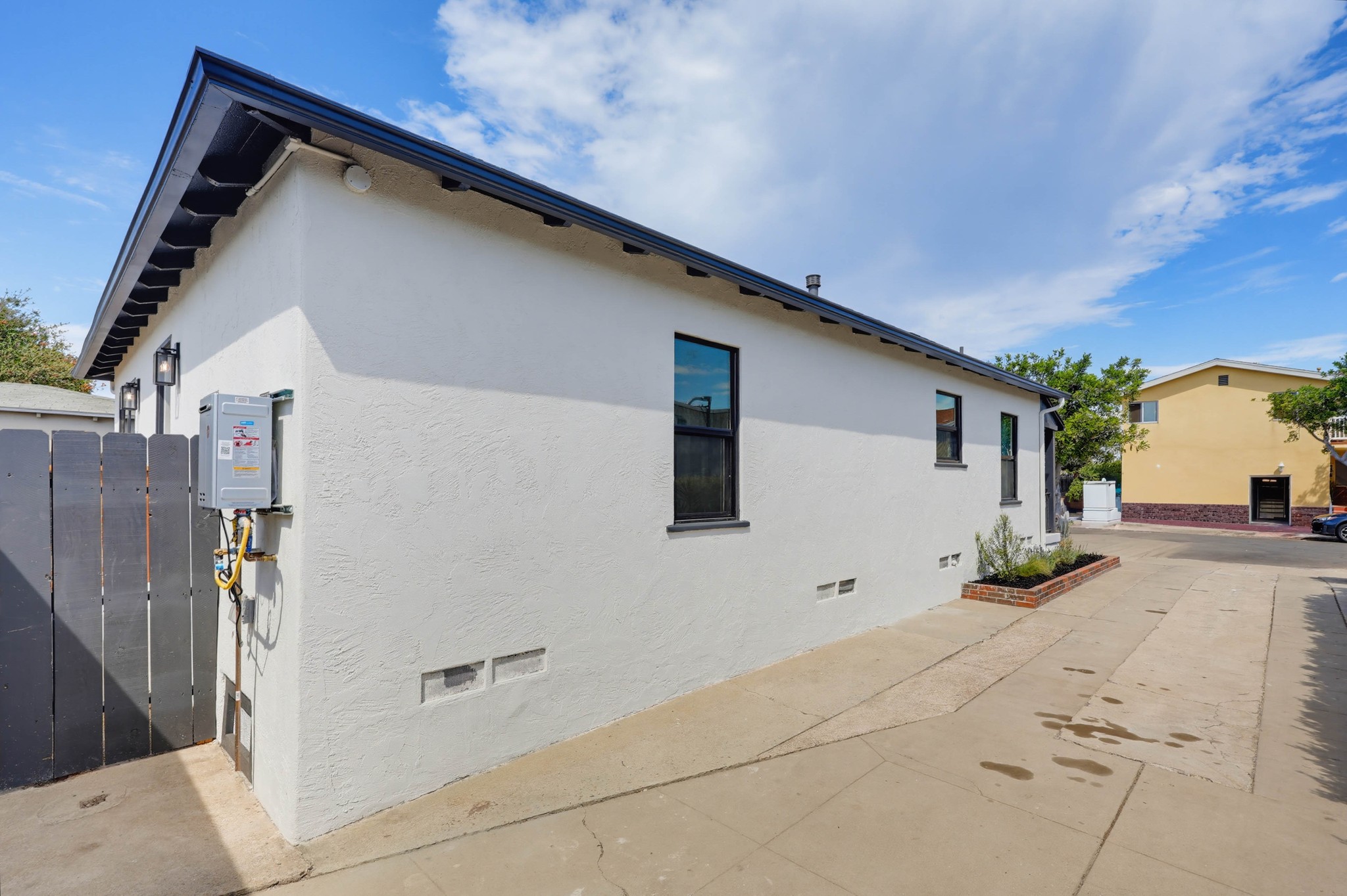 Virtual tour photo 65 of 75 for 4620 Altadena Ave.