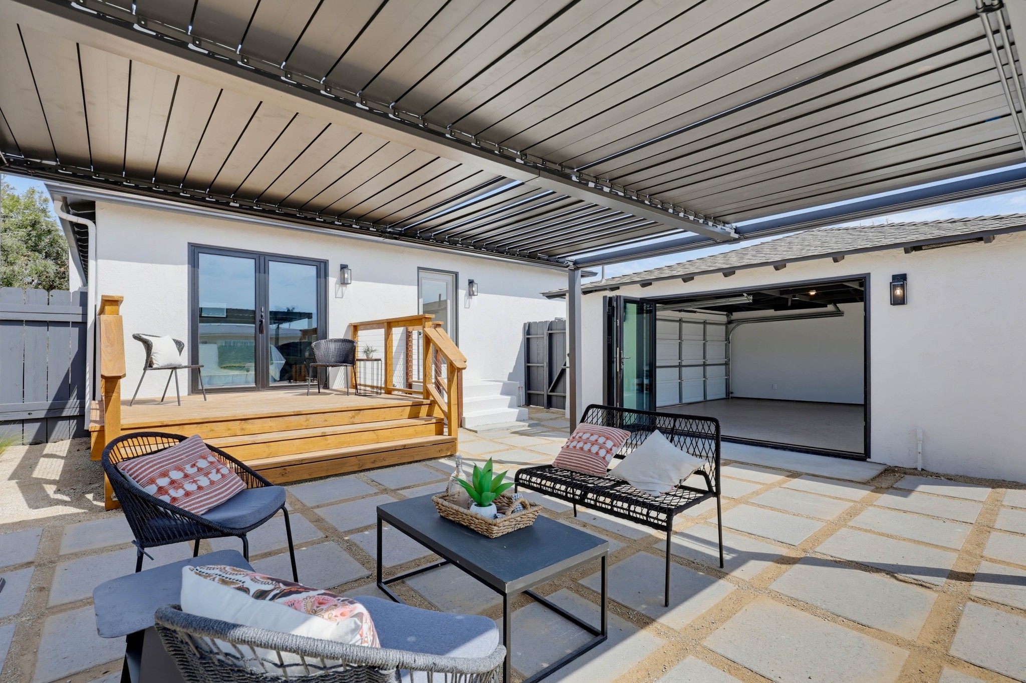 Virtual tour photo 69 of 75 for 4620 Altadena Ave.