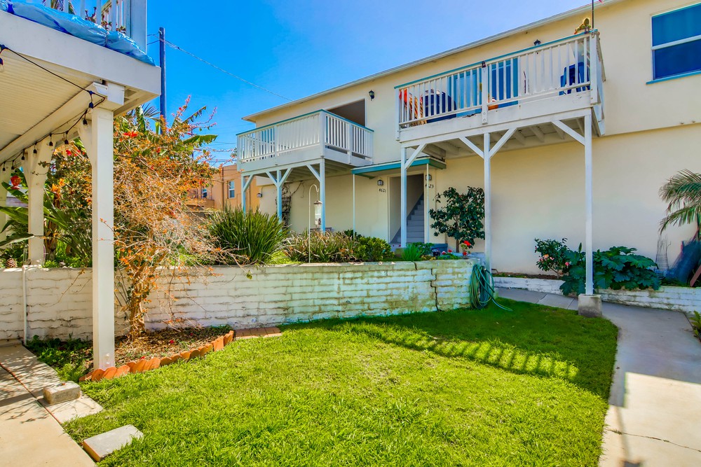 Virtual tour photo 3 of 43 for 4621 Santa Monica Ave