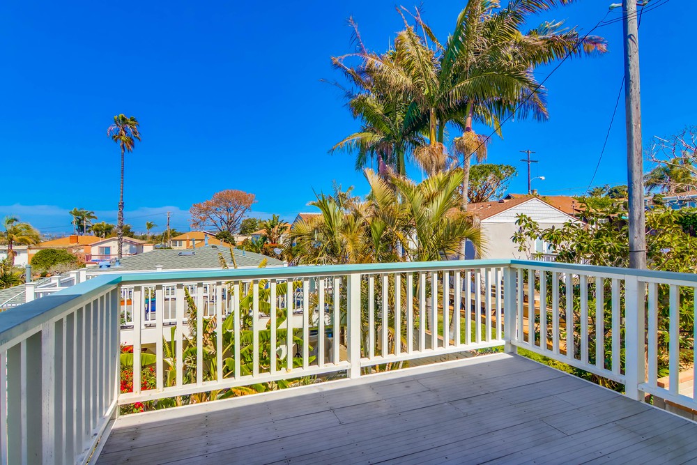 Virtual tour photo 30 of 43 for 4621 Santa Monica Ave