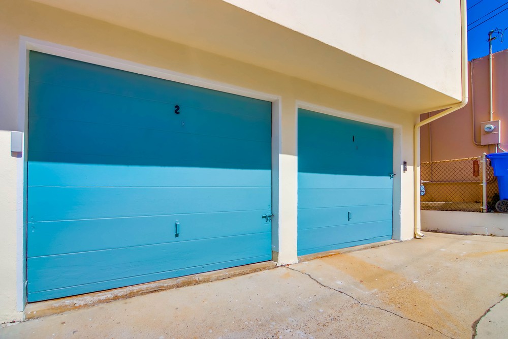 Virtual tour photo 41 of 43 for 4621 Santa Monica Ave