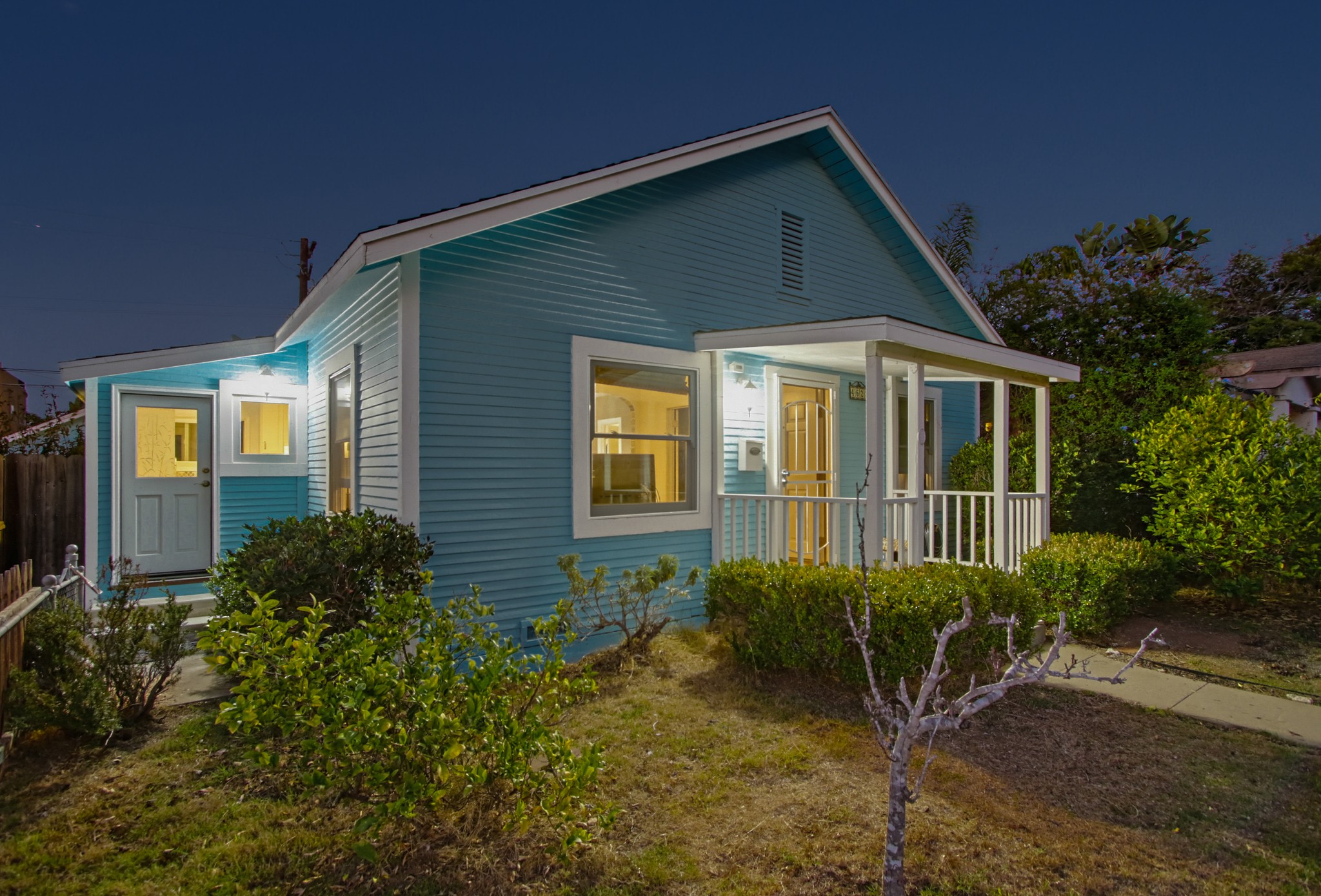 Virtual tour photo 5 of 75 for 4622 Lotus St