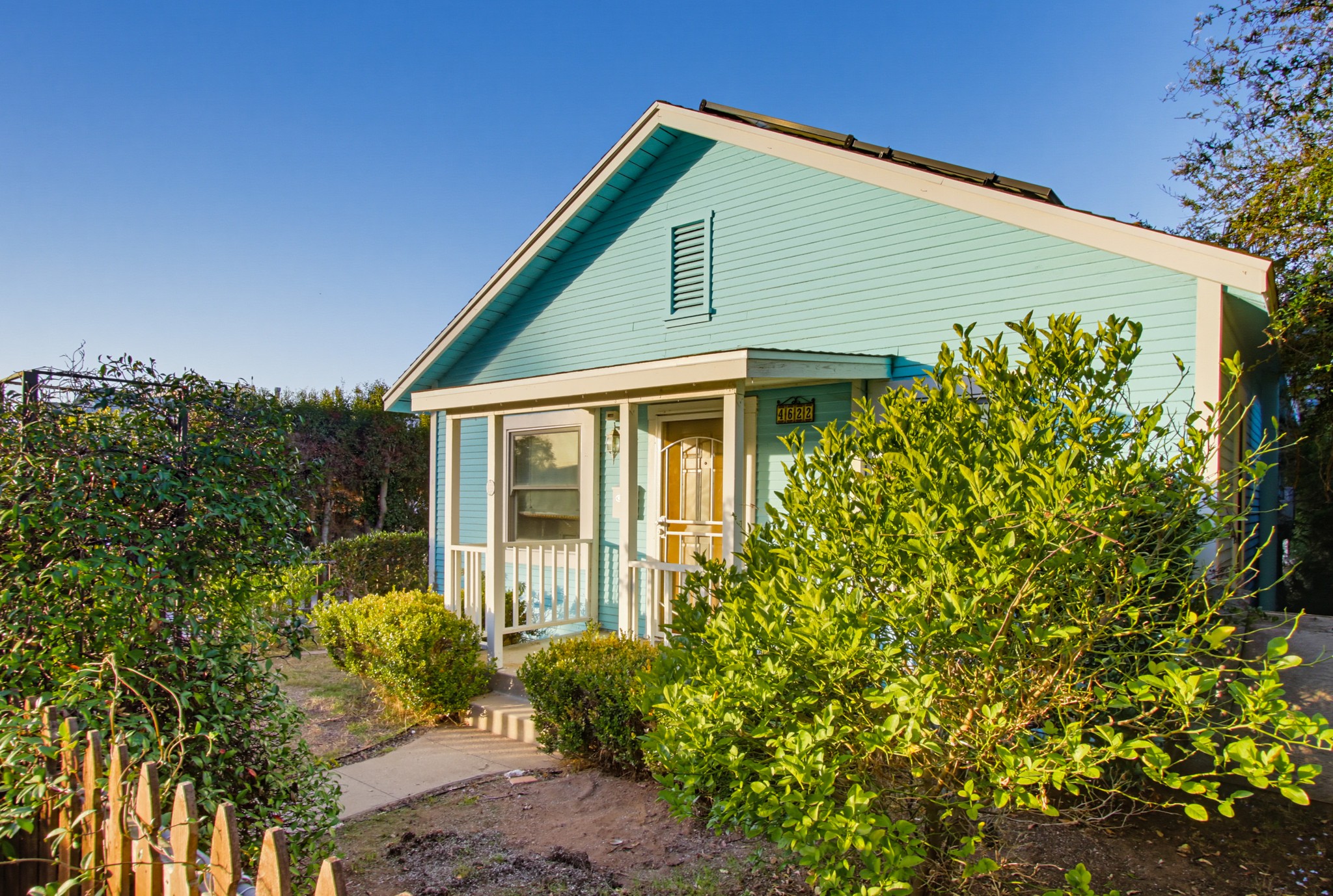 Virtual tour photo 43 of 75 for 4622 Lotus St