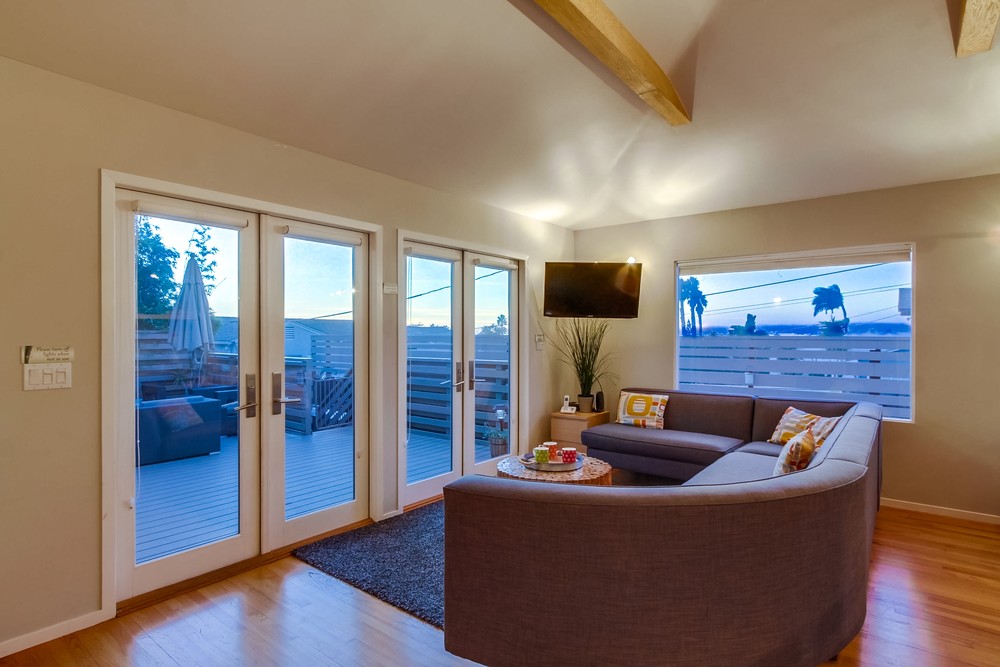 Virtual tour photo 3 of 61 for 4624 Bermuda Ave