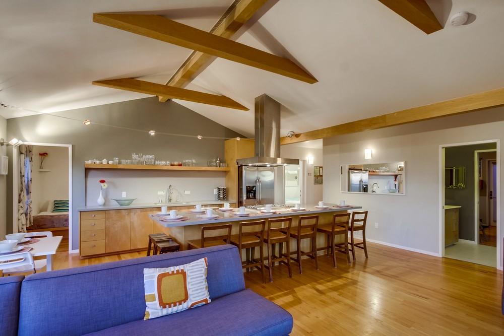 Virtual tour photo 5 of 61 for 4624 Bermuda Ave