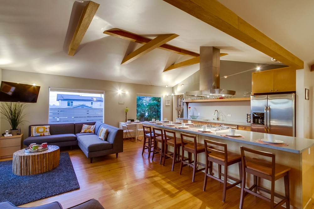 Virtual tour photo 6 of 61 for 4624 Bermuda Ave