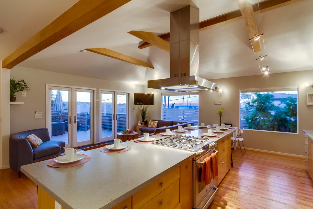 Virtual tour photo 9 of 61 for 4624 Bermuda Ave
