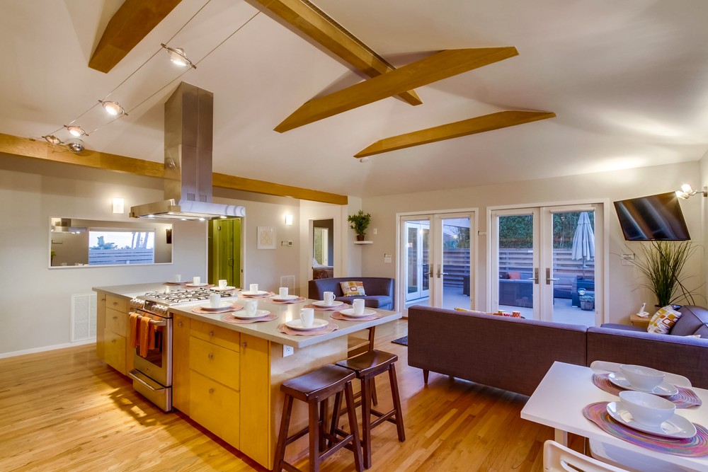 Virtual tour photo 10 of 61 for 4624 Bermuda Ave
