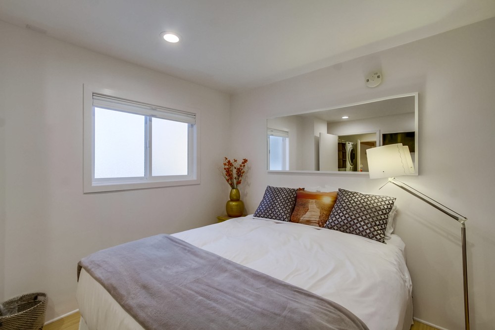 Virtual tour photo 22 of 61 for 4624 Bermuda Ave