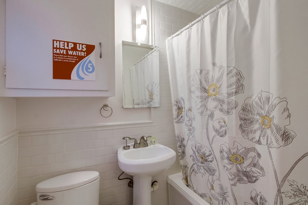Virtual tour photo 34 of 61 for 4624 Bermuda Ave