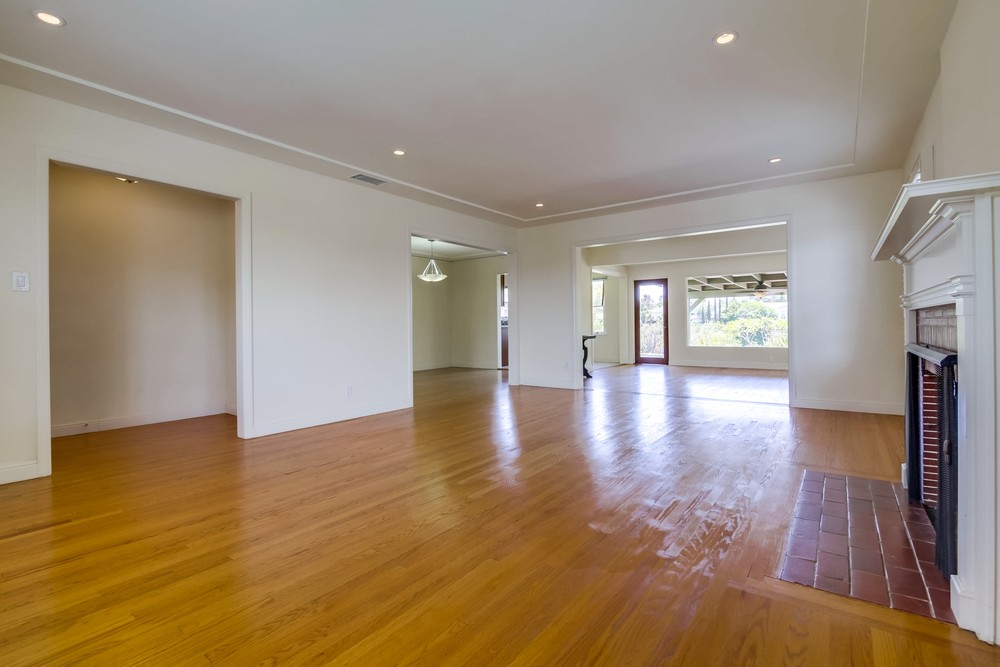 Virtual tour photo 8 of 55 for 4625 Patricia Pl