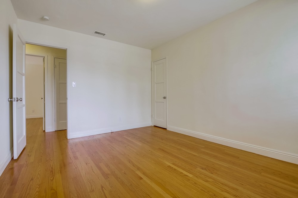 Virtual tour photo 34 of 55 for 4625 Patricia Pl