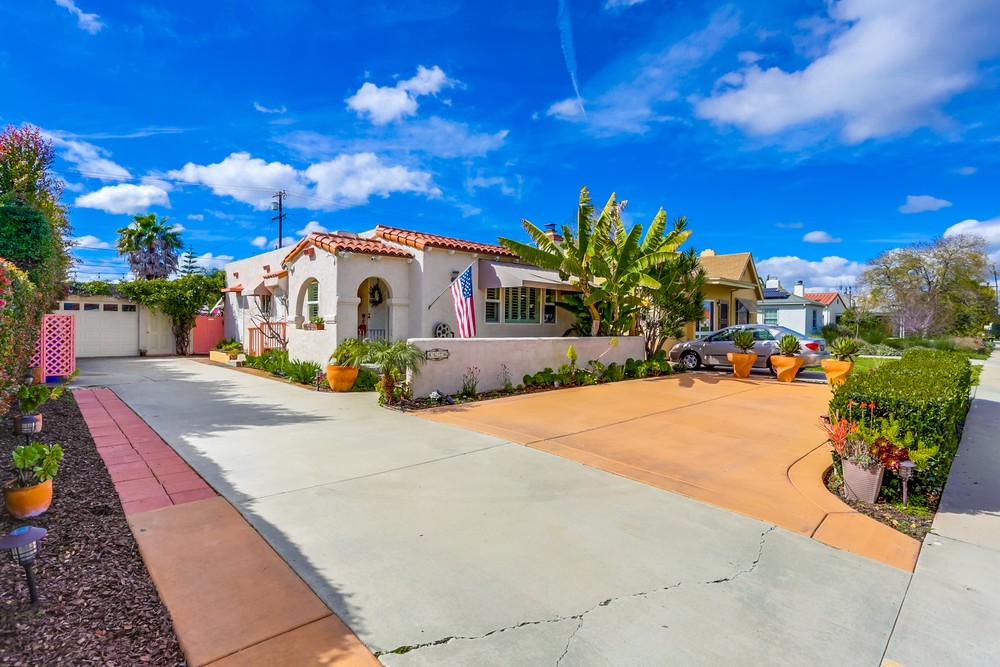 Virtual tour photo 3 of 31 for 4626 59th St