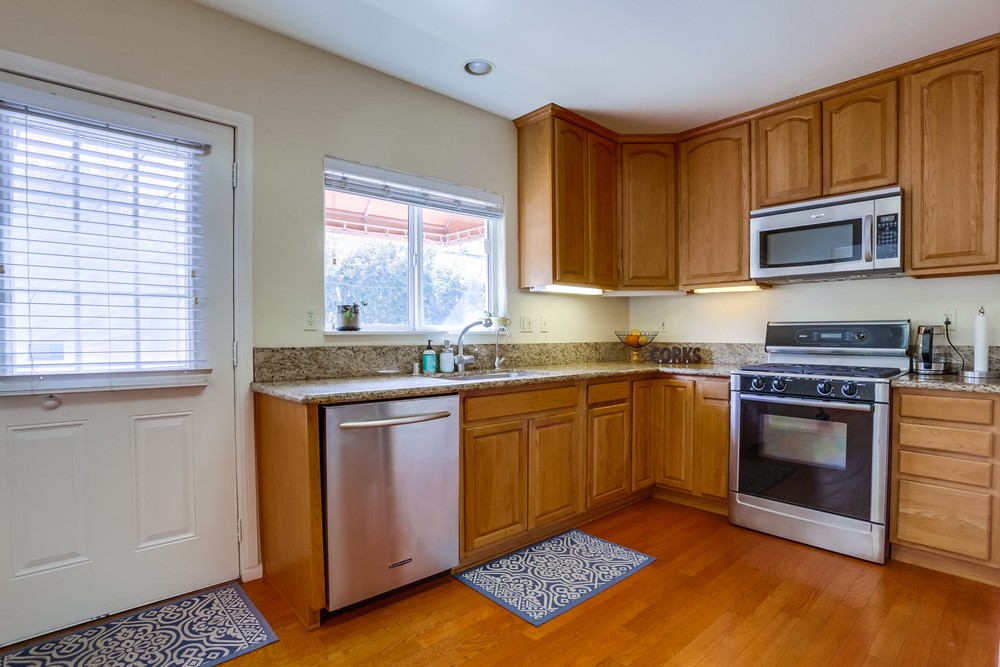 Virtual tour photo 13 of 31 for 4626 59th St