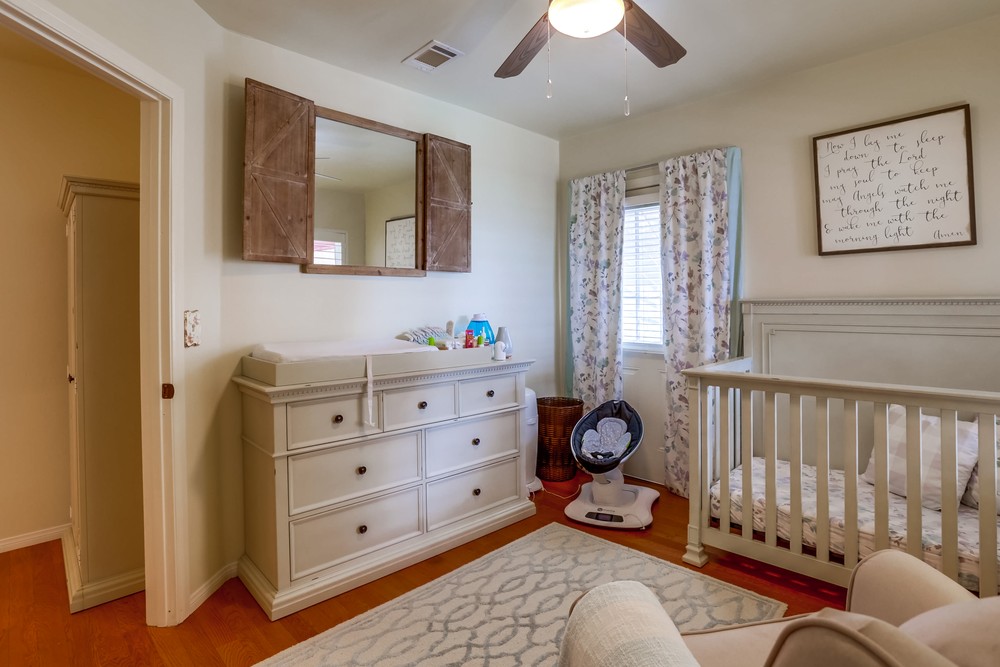 Virtual tour photo 26 of 31 for 4626 59th St