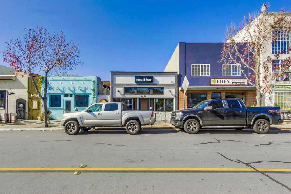 Virtual tour photo 3 of 23 for 4628 Park Blvd