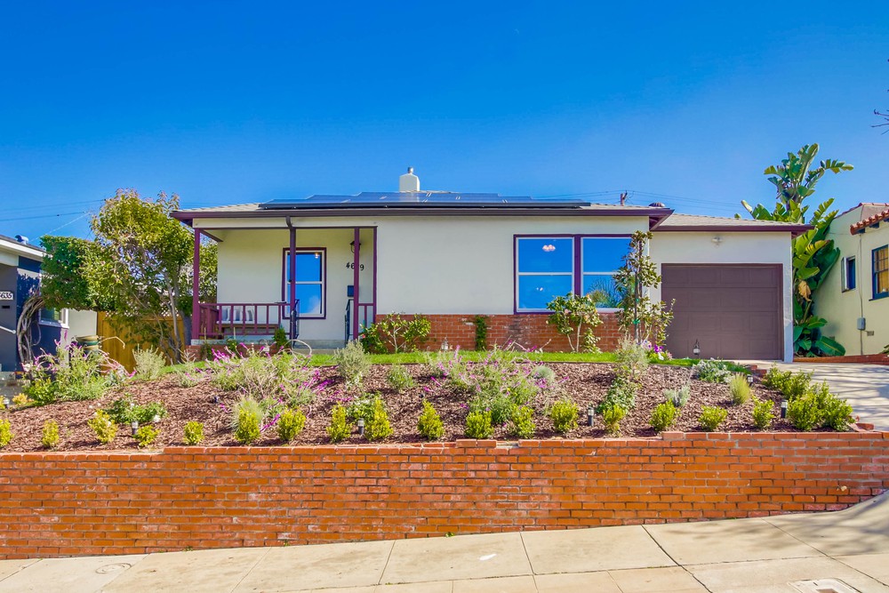 Virtual tour photo 3 of 78 for 4629 Esther St