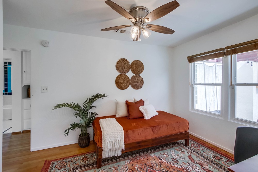 Virtual tour photo 23 of 78 for 4629 Esther St