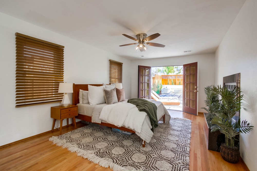 Virtual tour photo 25 of 78 for 4629 Esther St