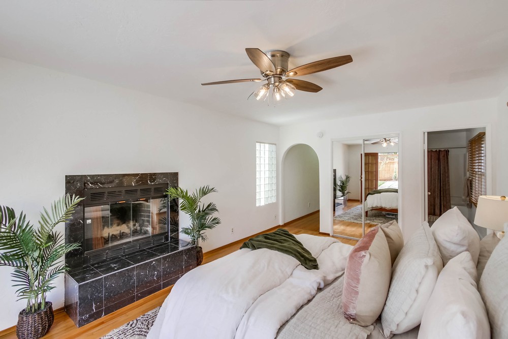 Virtual tour photo 29 of 78 for 4629 Esther St