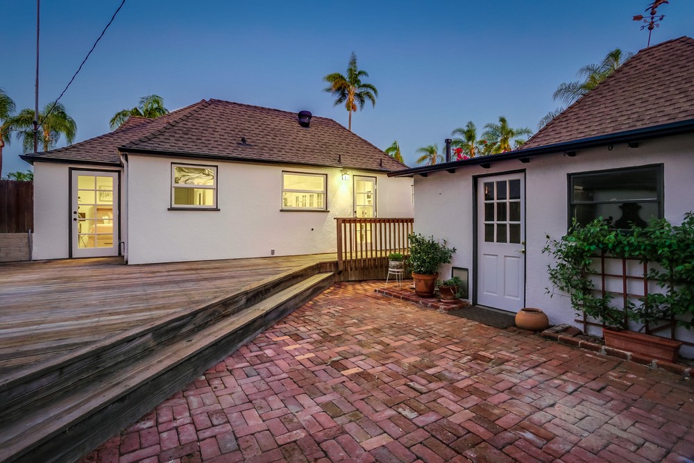 Virtual tour photo 8 of 40 for 4632 Van Dyke Ave