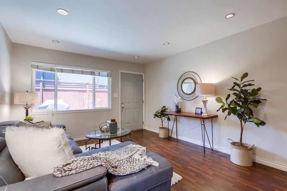 Virtual tour photo 19 of 38 for 4633 Bancroft St APT 1