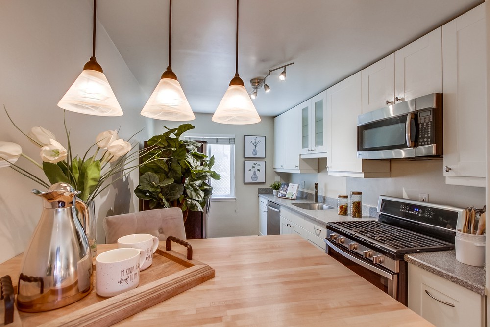 Virtual tour photo 23 of 38 for 4633 Bancroft St APT 1