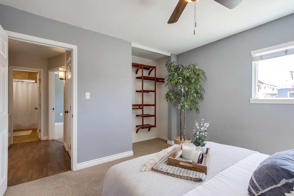 Virtual tour photo 31 of 38 for 4633 Bancroft St APT 1